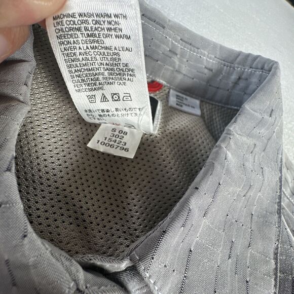 The North Face Womens Long Sleeve Button Down Fitted Shirt Side Pocket Sz Large - Picture 9 of 11